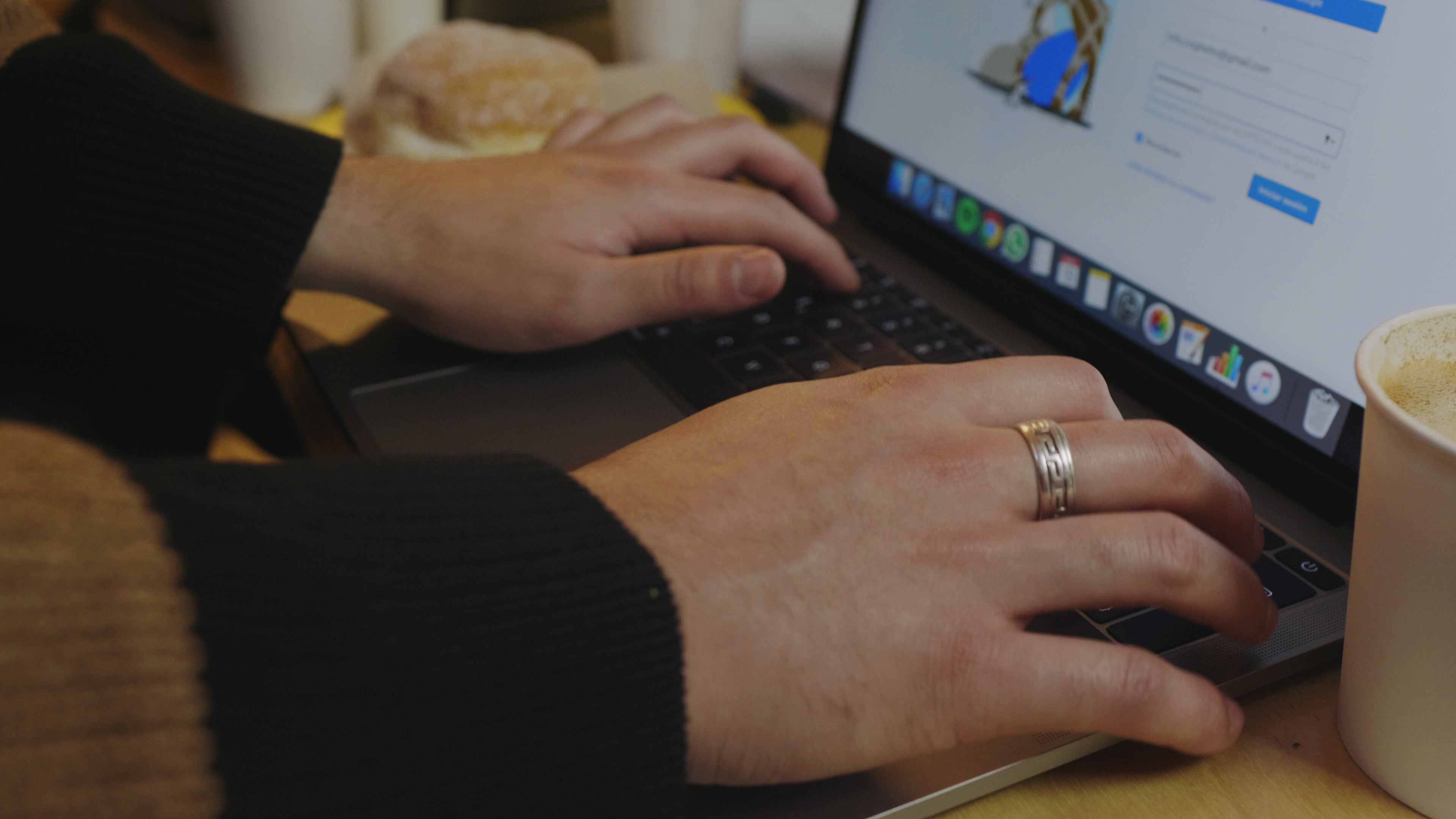 Как удалить профиль во «ВКонтакте» с компьютера